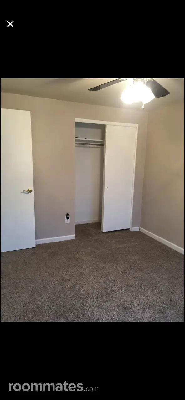 Profile photo 3 of 6