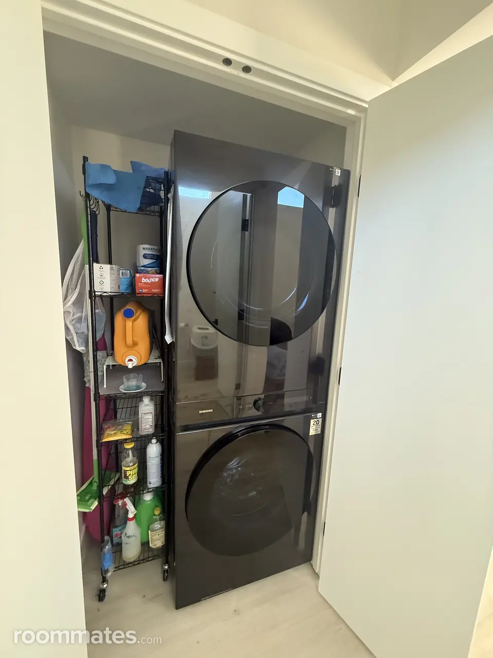 Profile photo 6 of 13