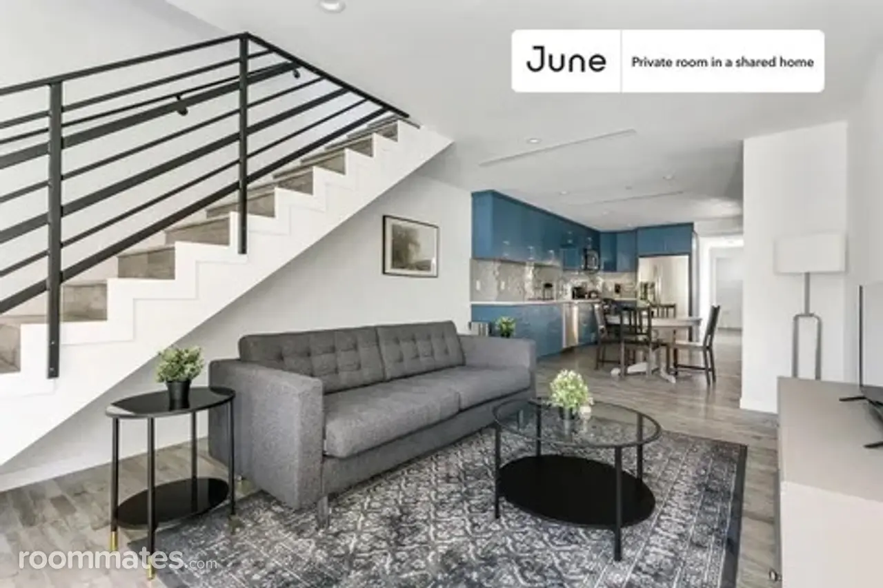 Profile photo 3 of 5