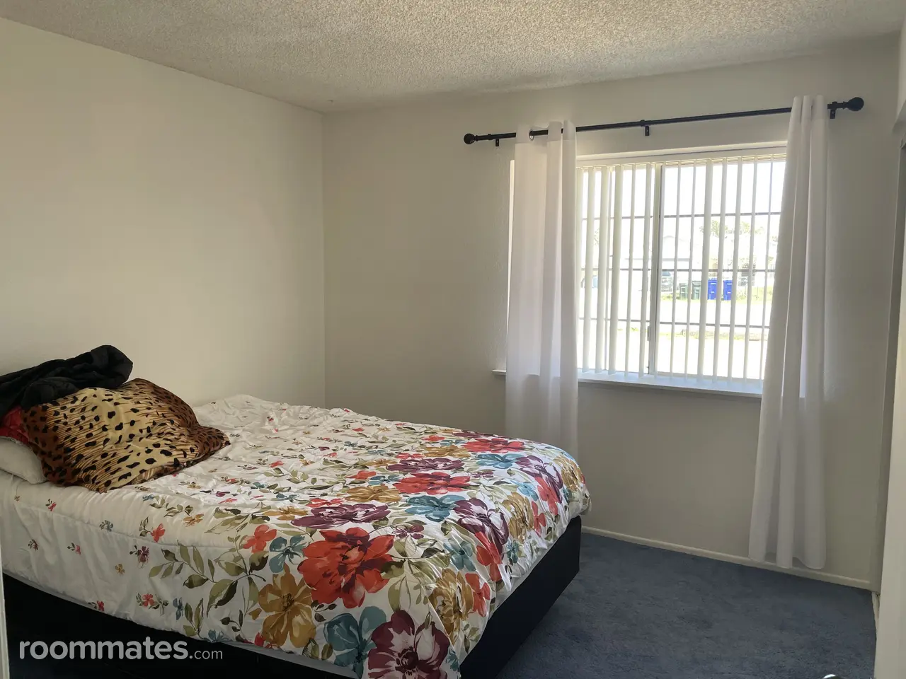 Profile photo 2 of 4