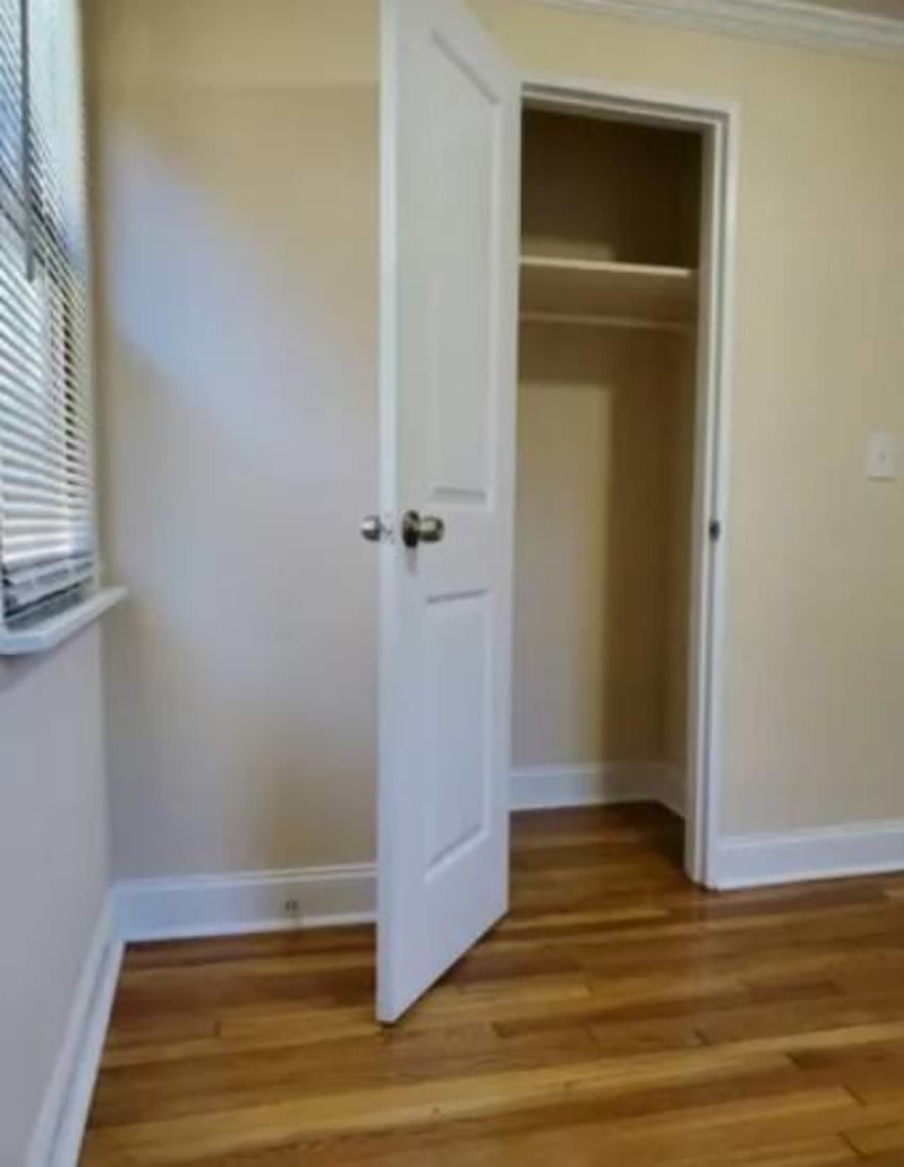 Profile photo 9 of 20