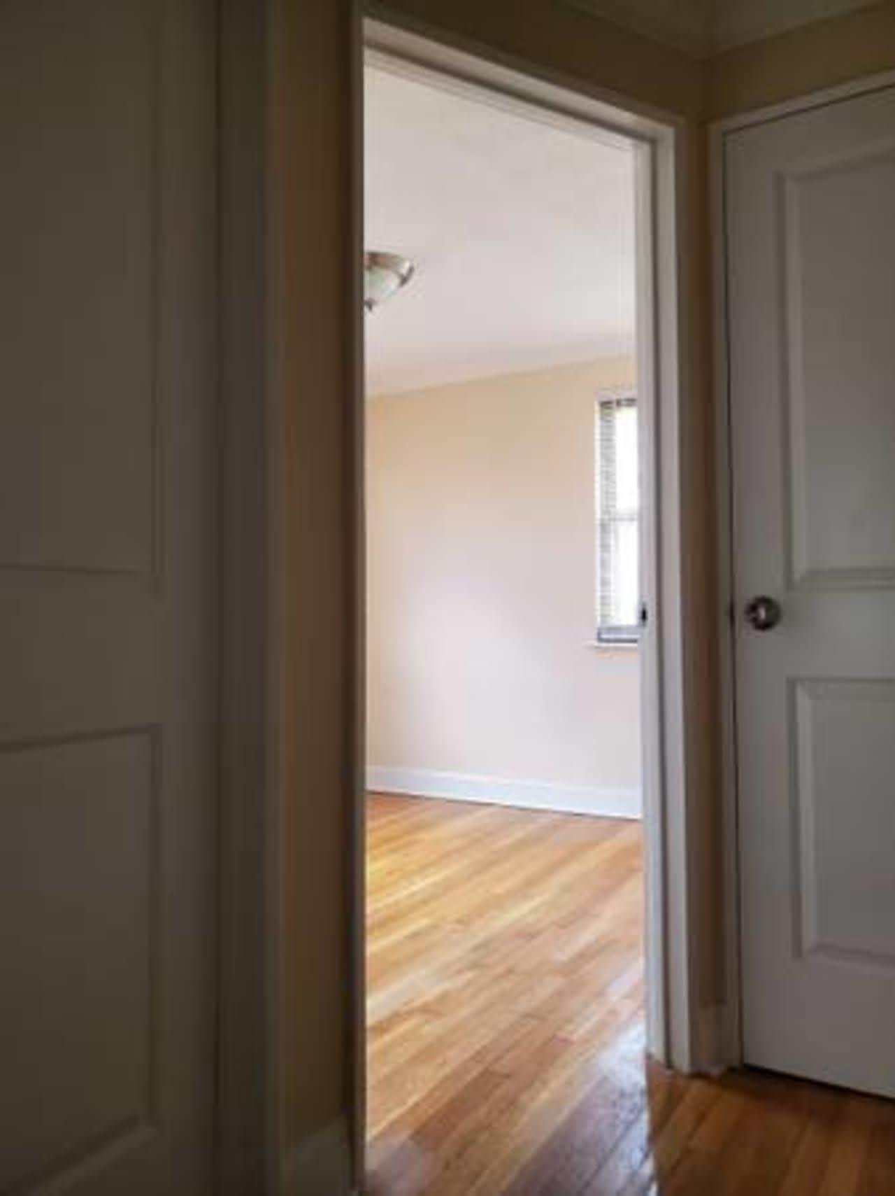 Profile photo 7 of 20