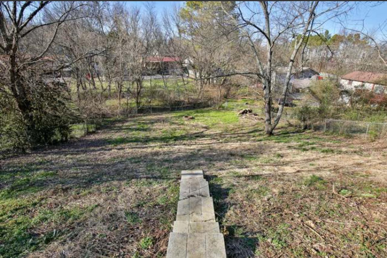 Profile photo 9 of 10