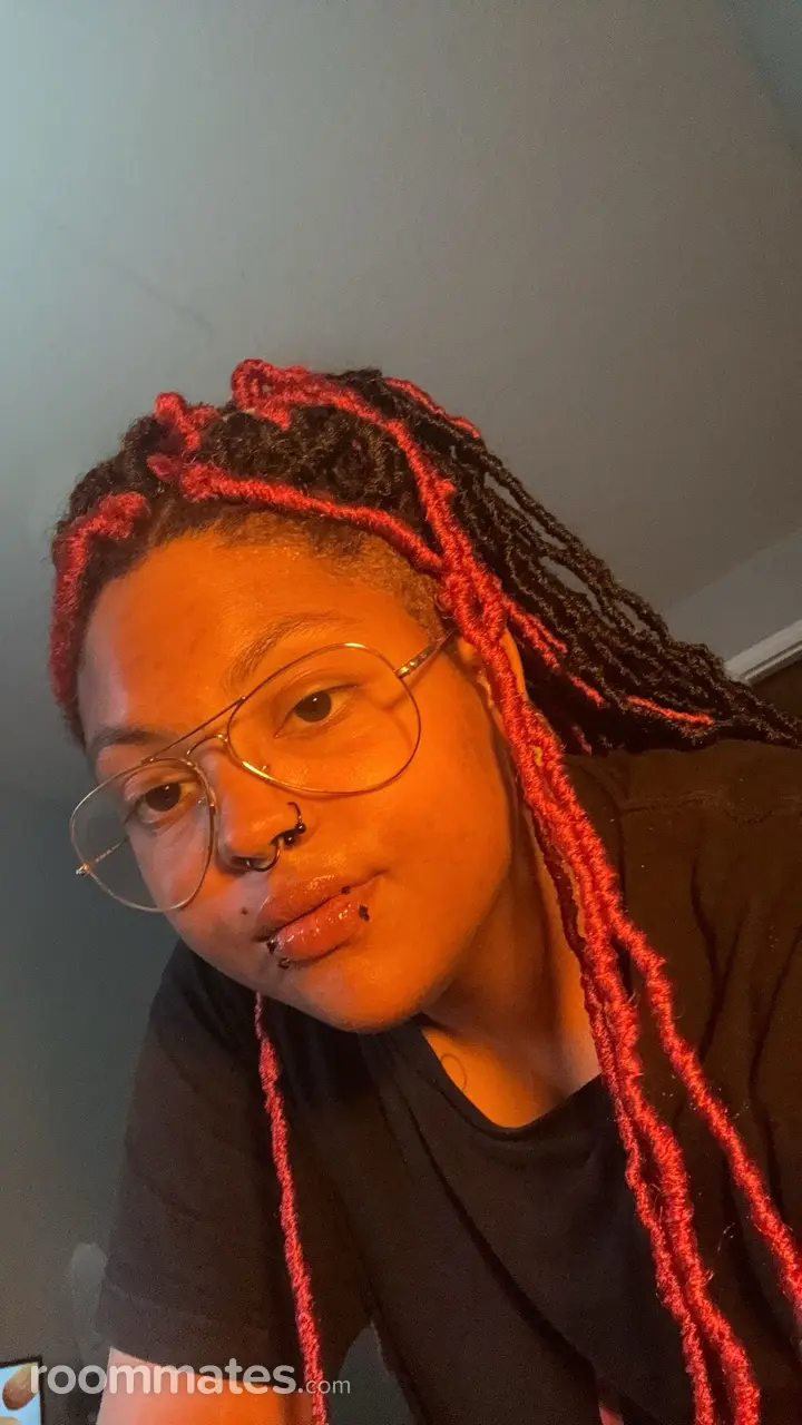 Profile photo 1 of 1