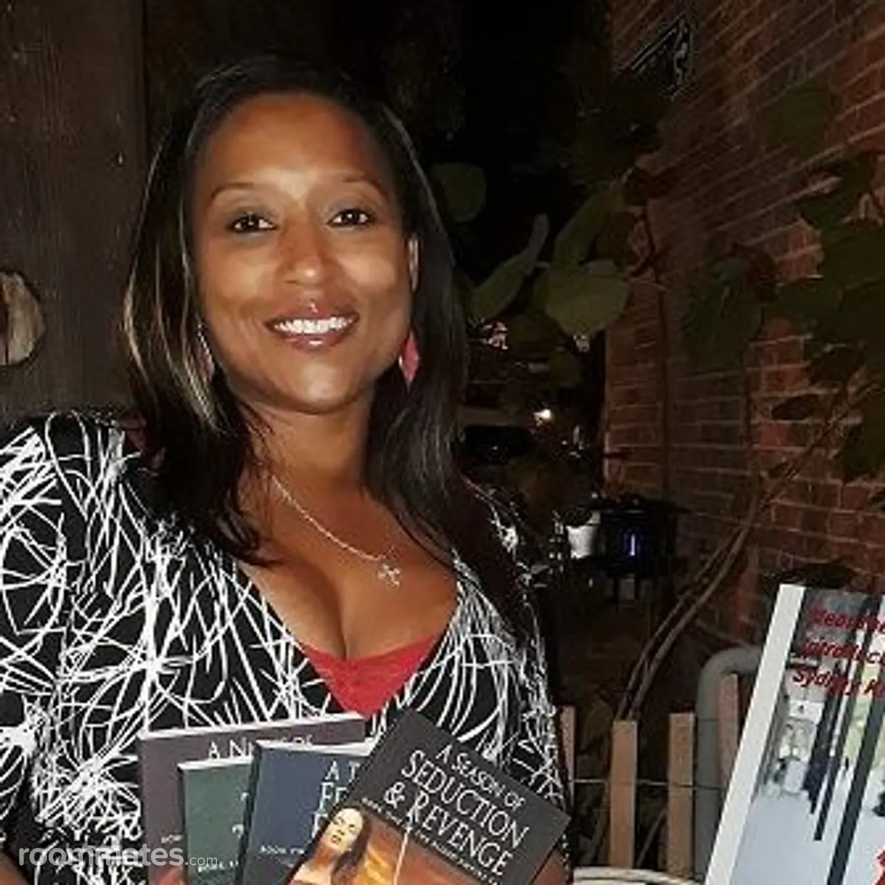 Profile photo 8 of 8