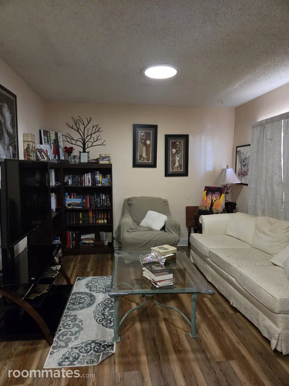 Profile photo 4 of 8