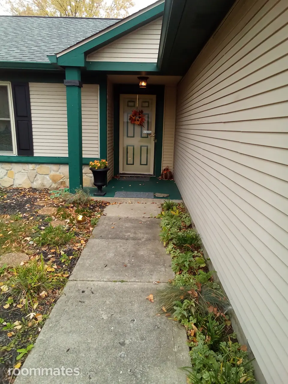 Profile photo 15 of 17