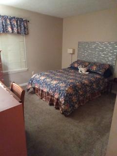 Room for rent in Indianapolis, IN $800, house
