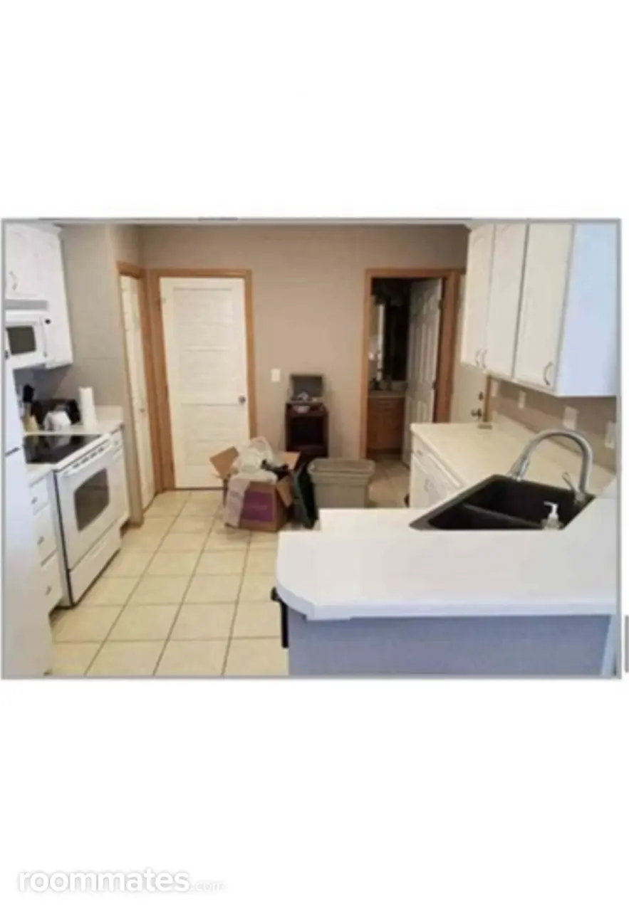 Profile photo 2 of 10