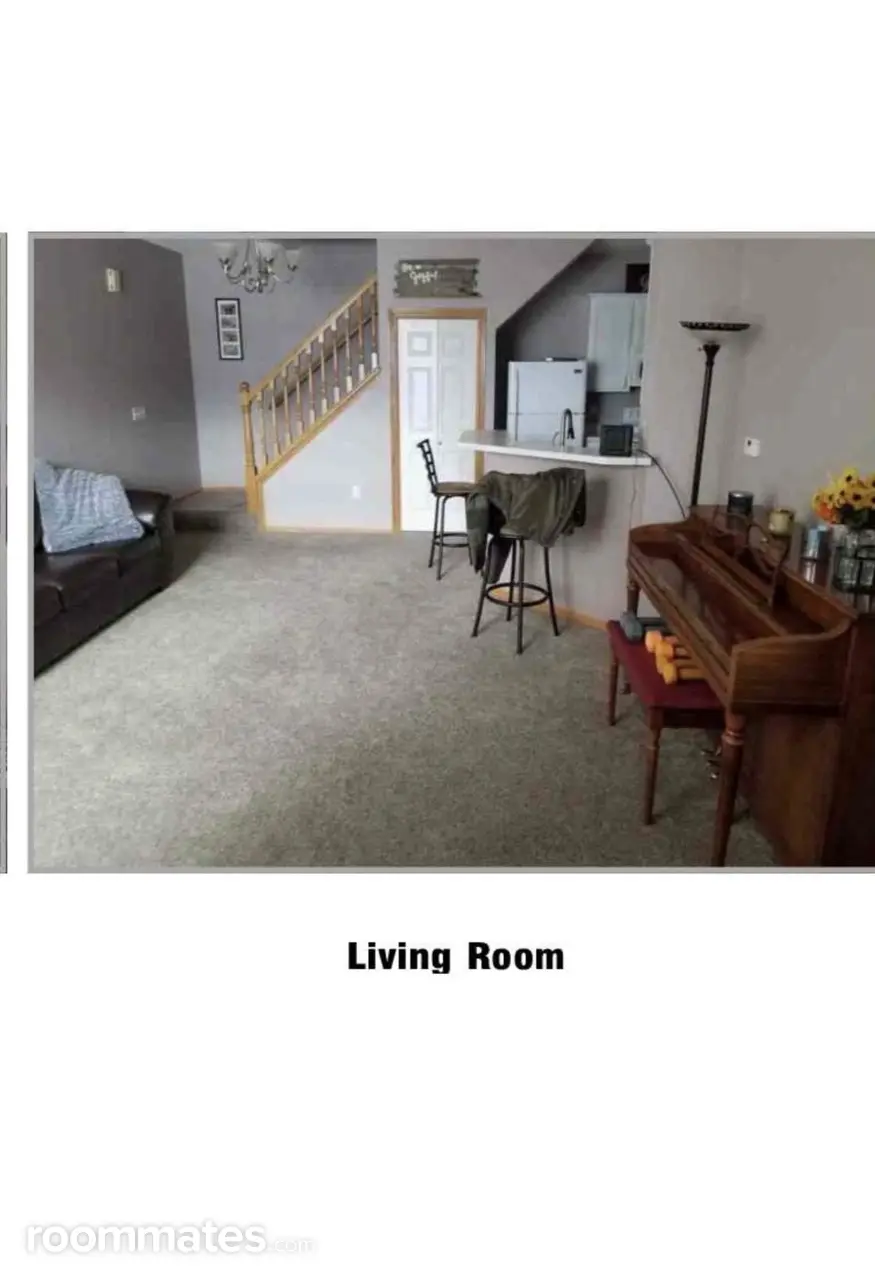 Profile photo 7 of 10