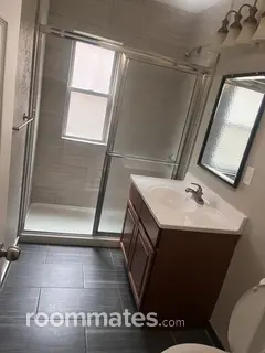 Room for rent in Lakewood OH $675, apartment