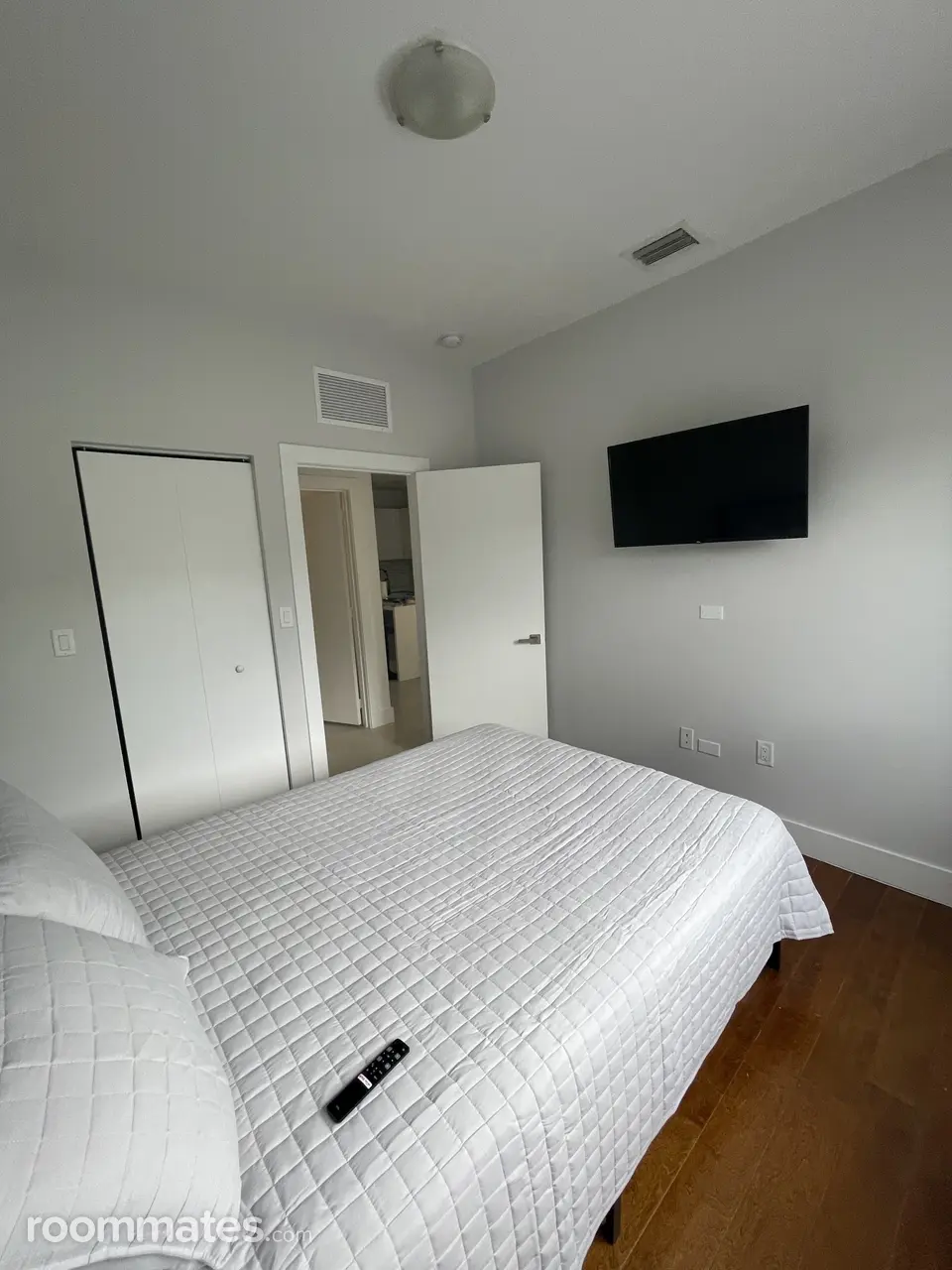 Profile photo 2 of 7