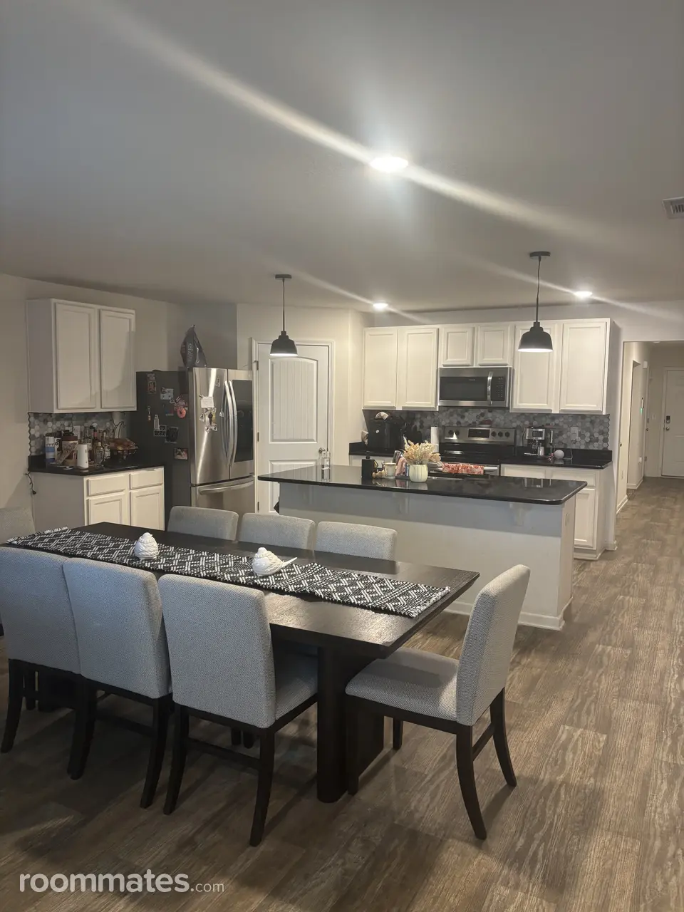 Profile photo 6 of 8