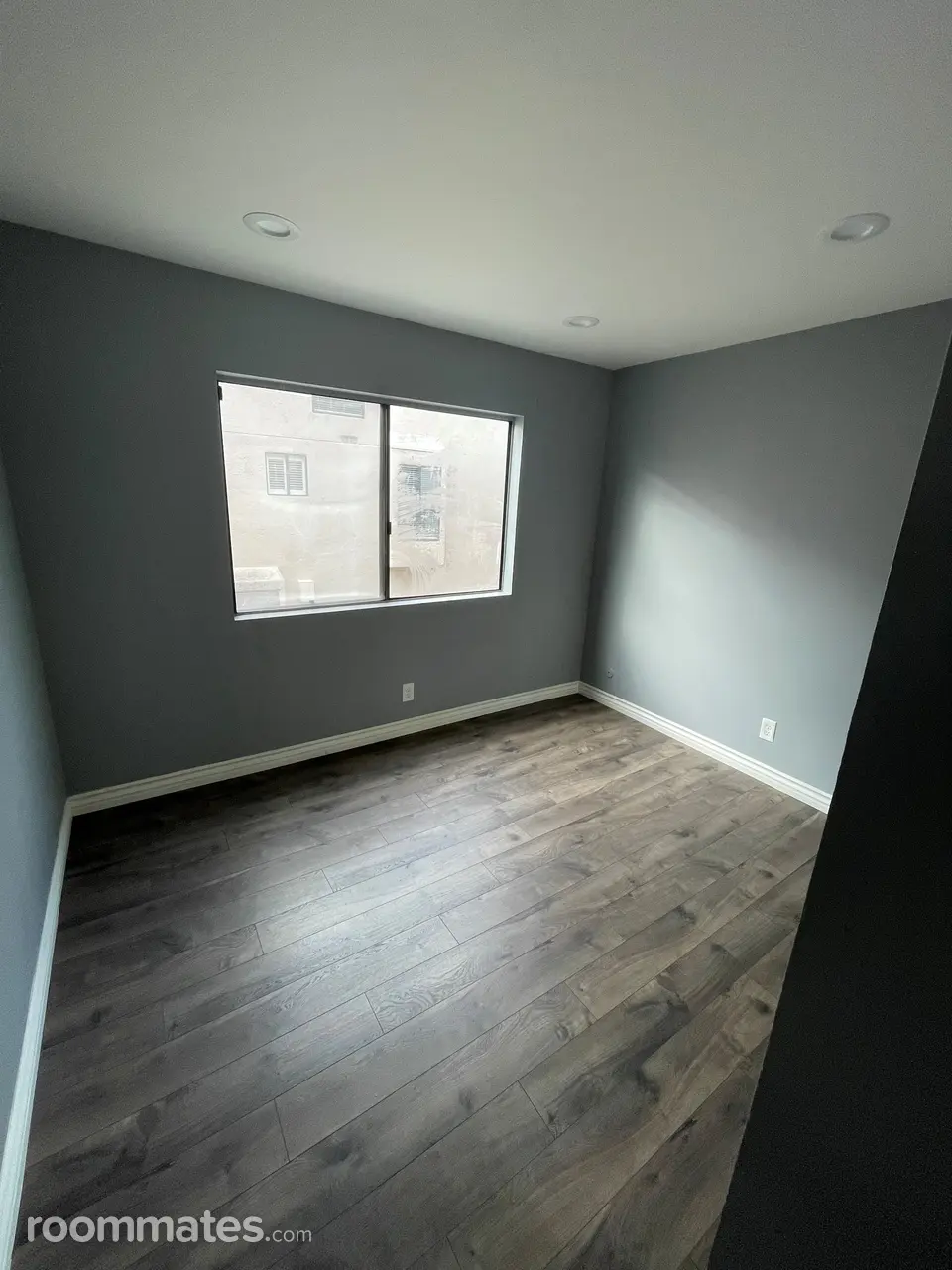 Profile photo 1 of 11