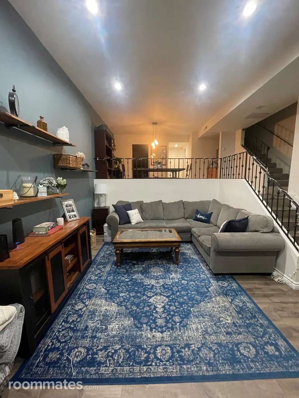 Profile photo 3 of 11