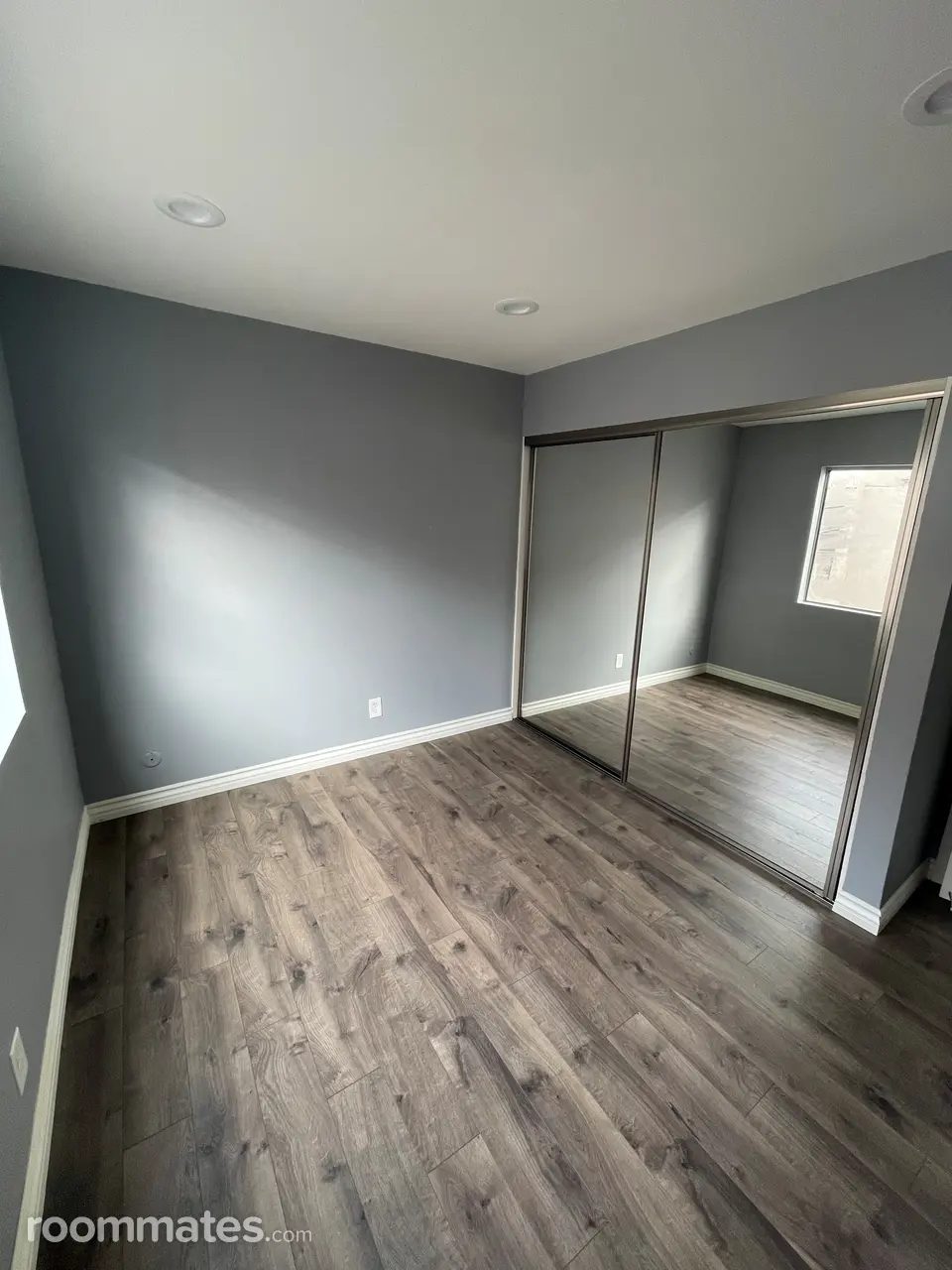 Profile photo 9 of 11