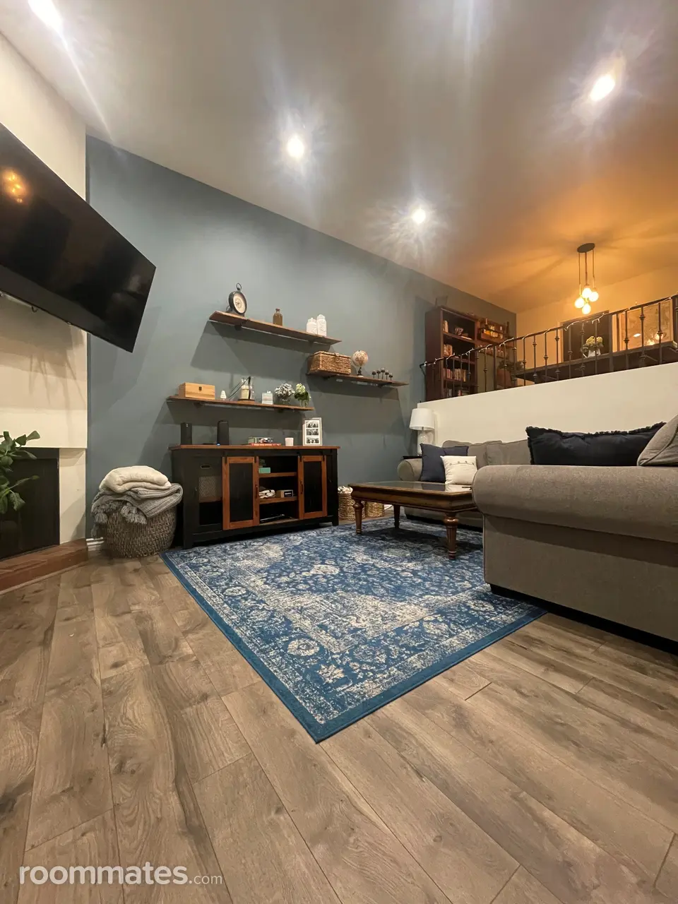 Profile photo 2 of 11