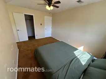 Room for rent in Missouri City TX $600, house