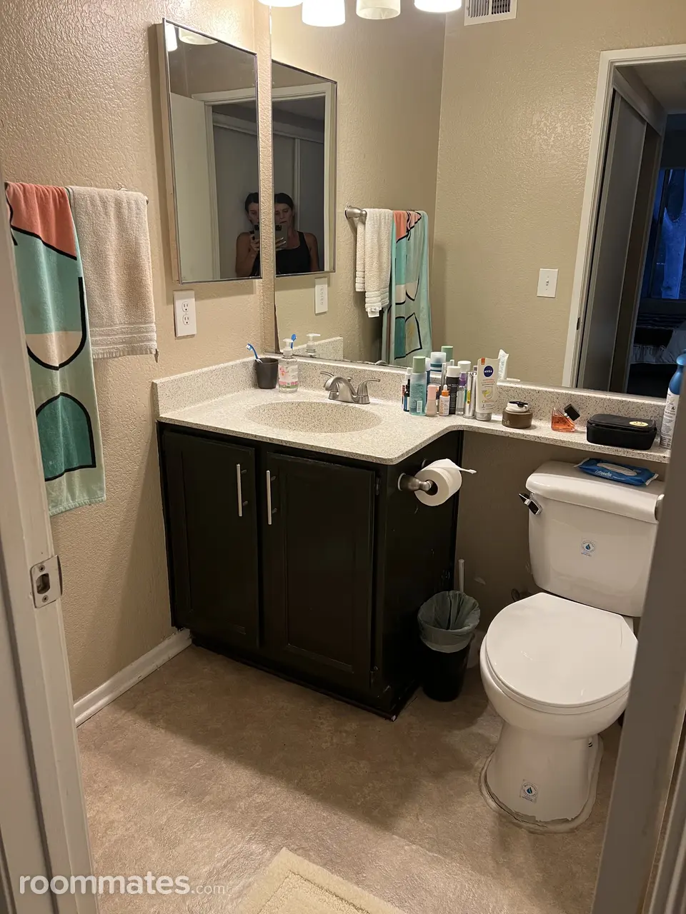 Profile photo 7 of 10