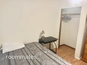 Room for rent in Waterbury, CT $1000, house