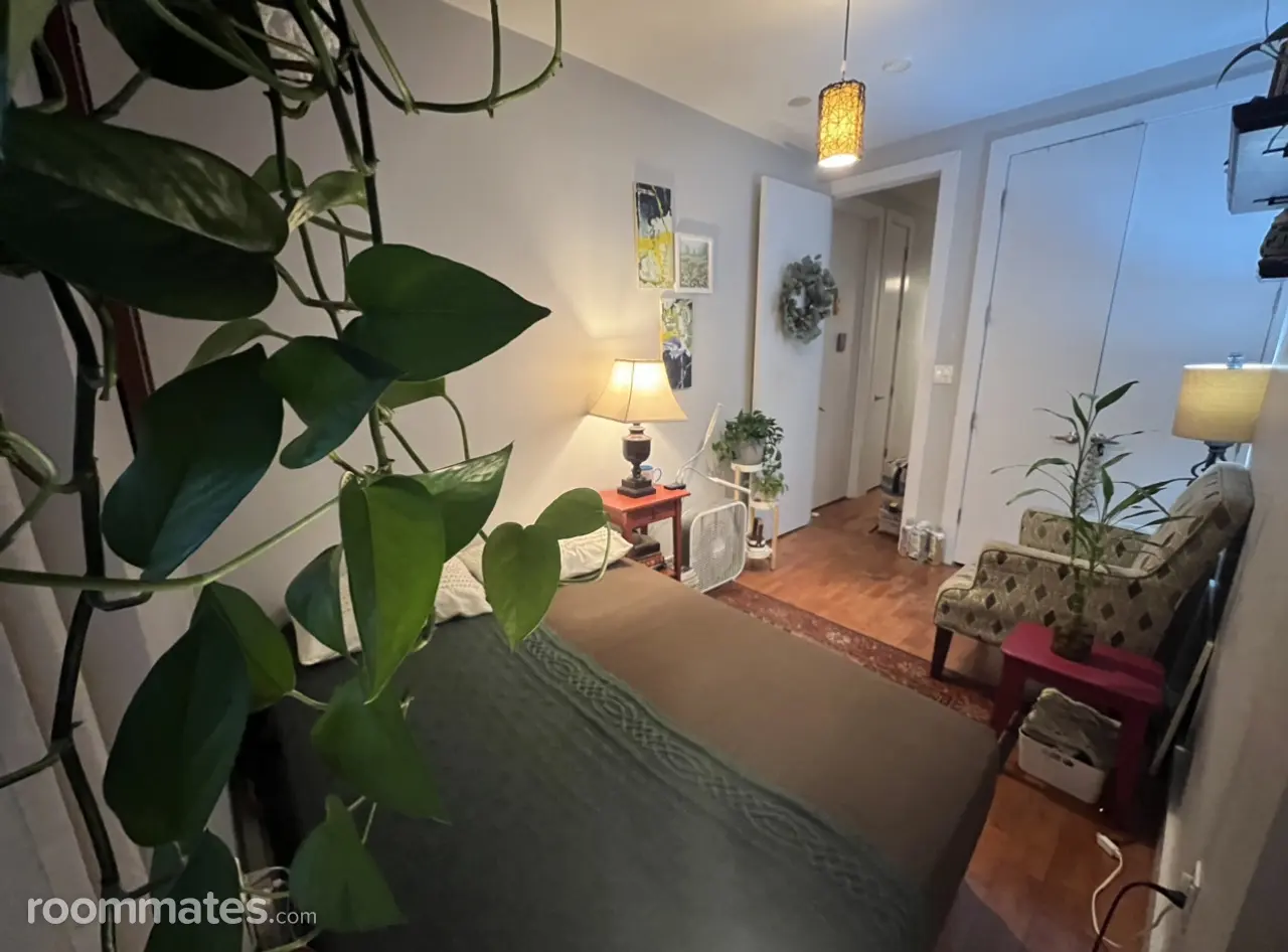 Profile photo 5 of 11