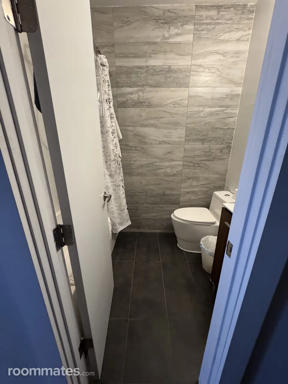 Profile photo 6 of 11