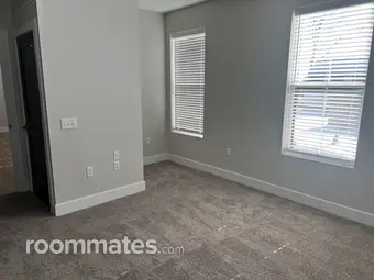 Room for rent in Akron OH $900, apartment