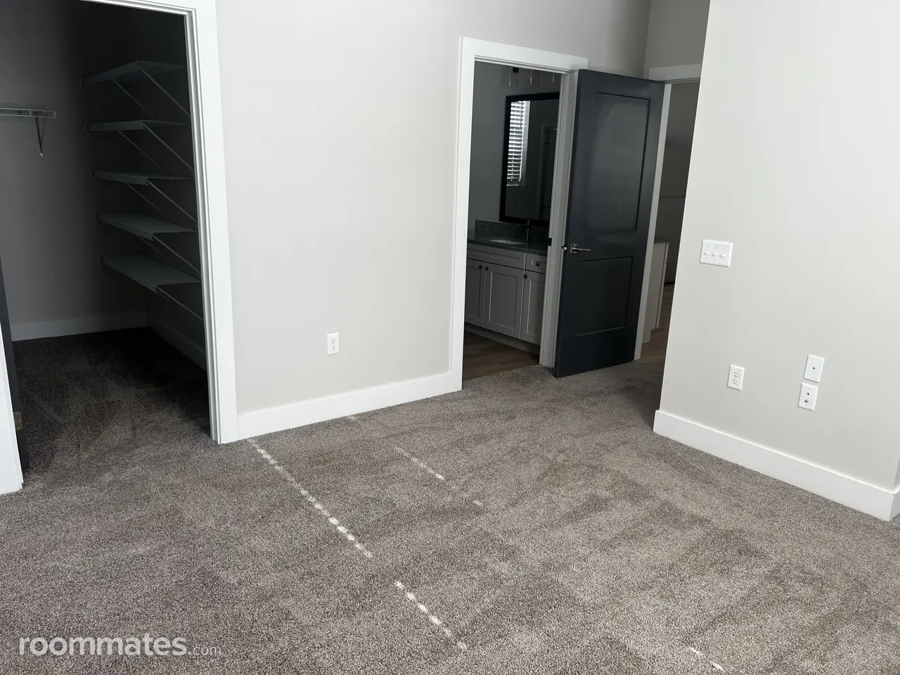 Profile photo 4 of 10