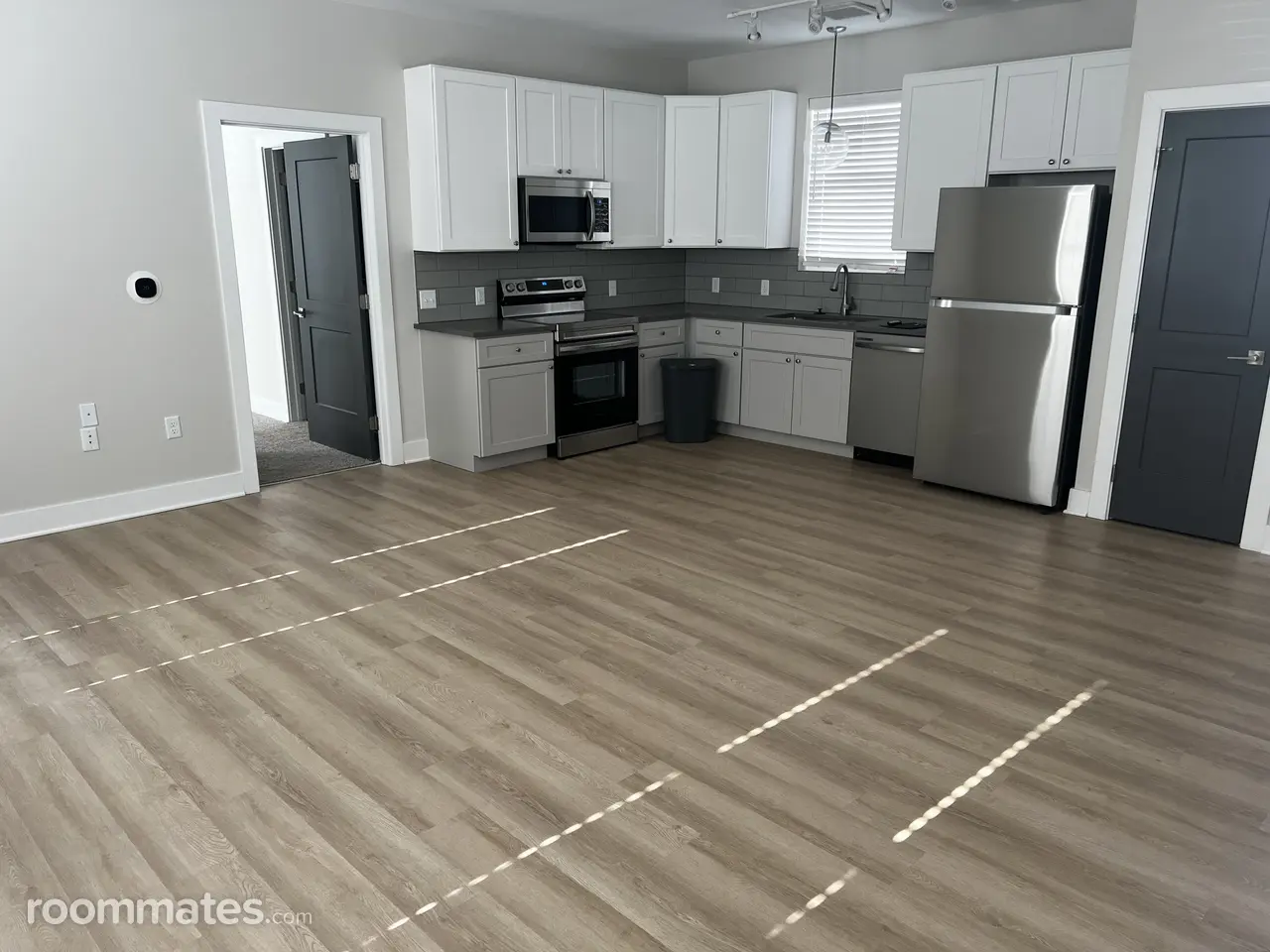 Profile photo 6 of 10