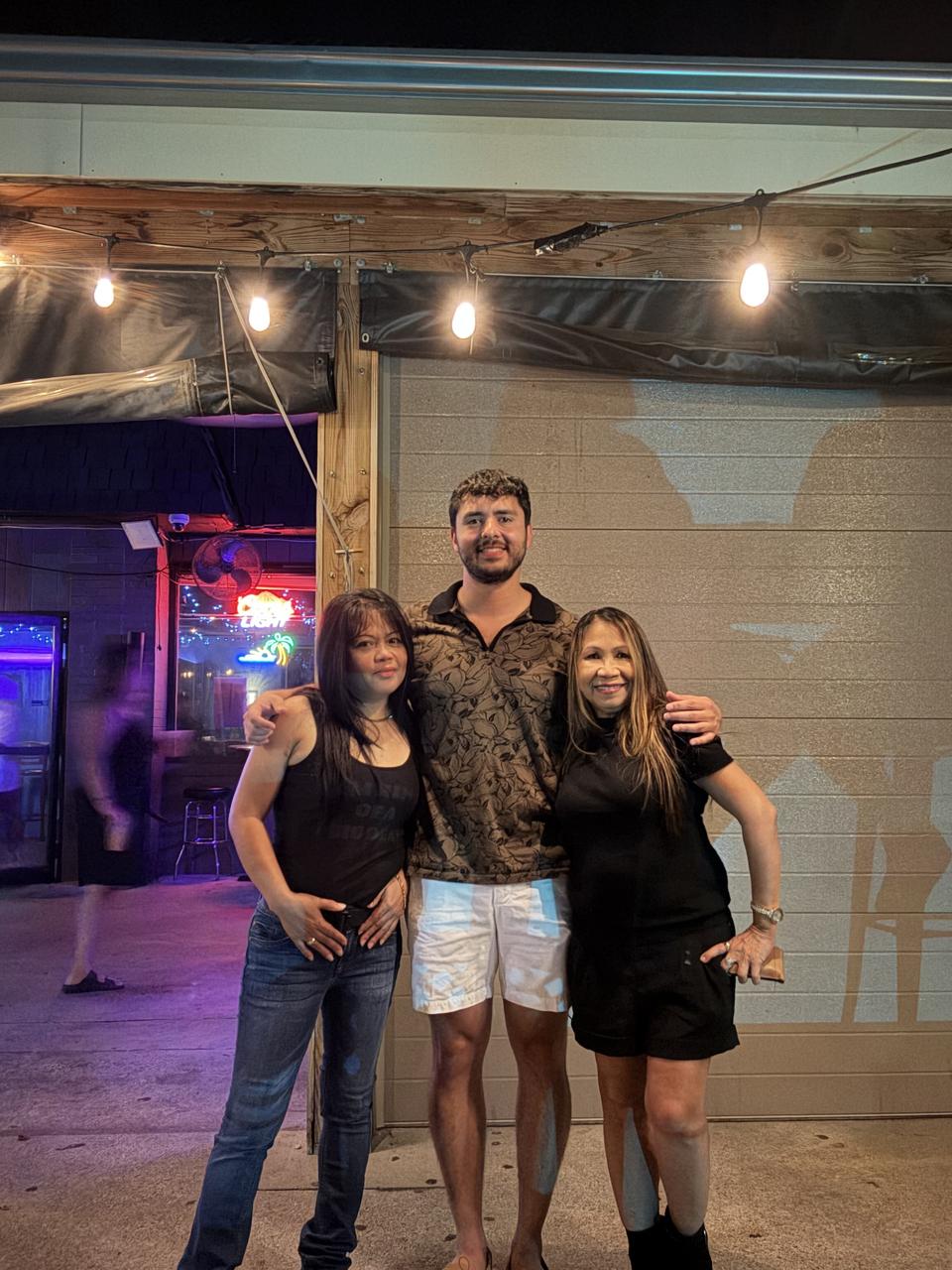 Profile photo 3 of 4