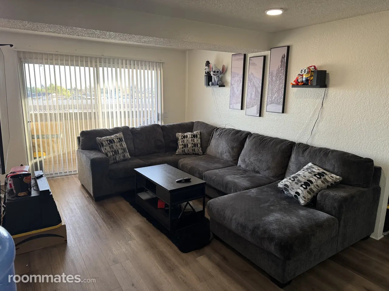 Profile photo 7 of 11