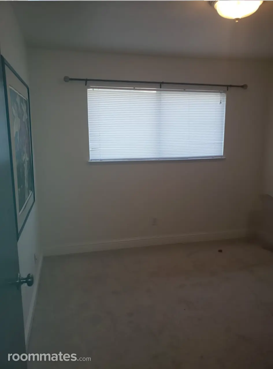 Profile photo 5 of 6