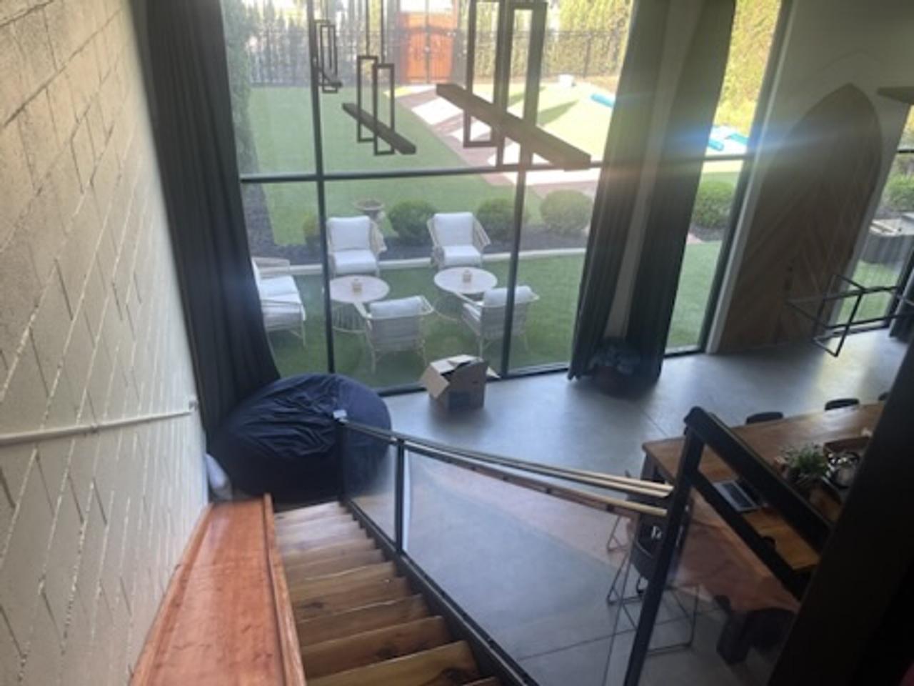 Profile photo 6 of 6