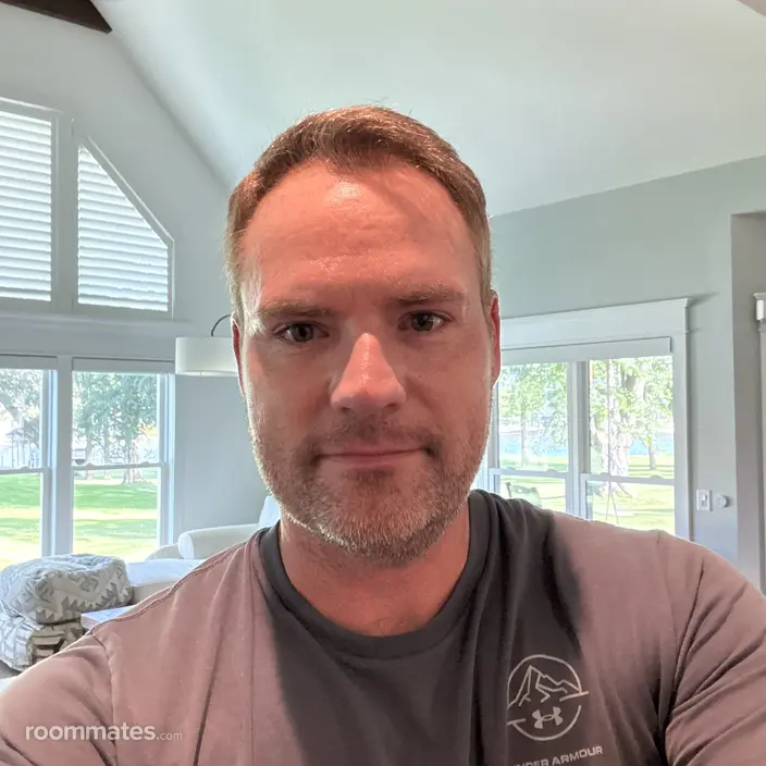 Roommate looking Stuart, FL, $2000