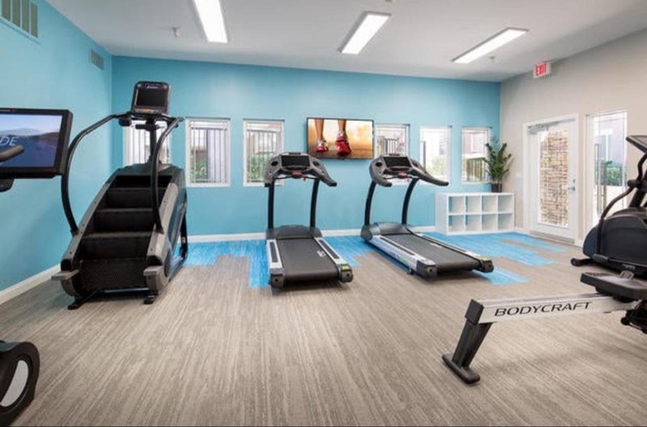 Profile photo 9 of 11