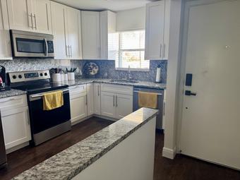 Room for rent in Deerfield Beach, FL $1300, condo