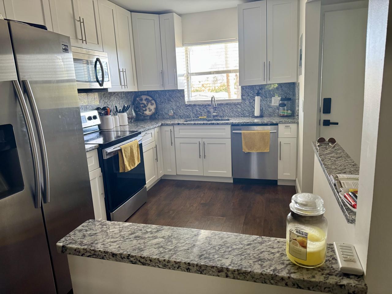 Profile photo 5 of 11