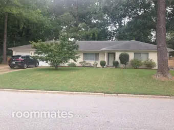 Room for rent in Virginia Beach, VA $1000, house