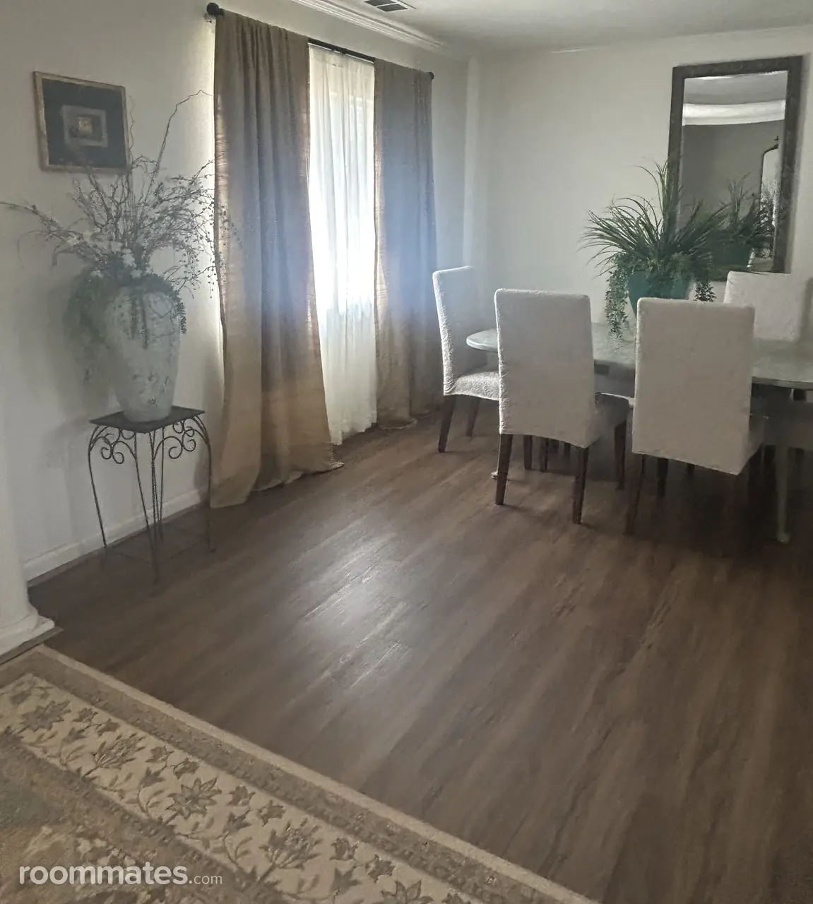 Profile photo 3 of 12