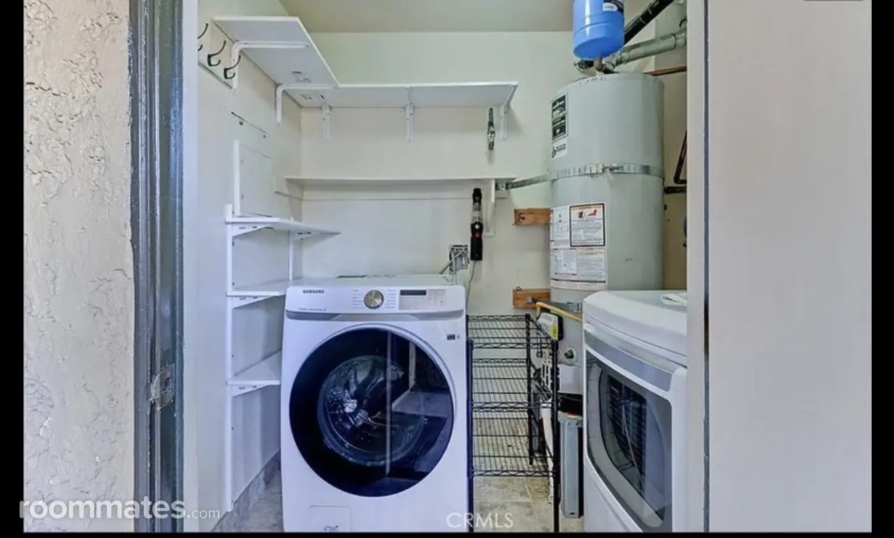 Profile photo 1 of 10