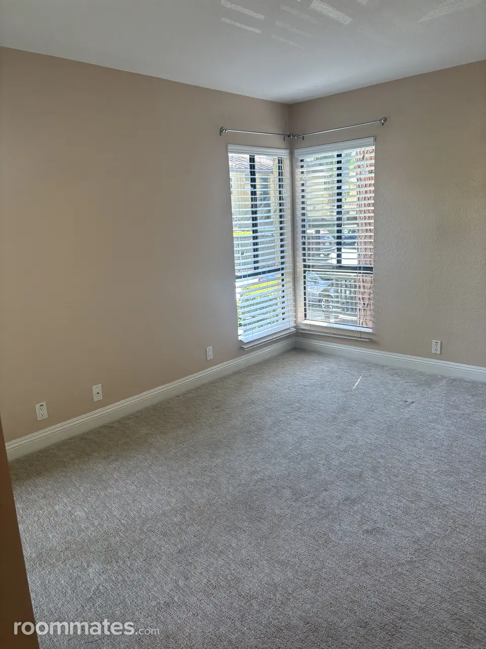 Profile photo 8 of 10