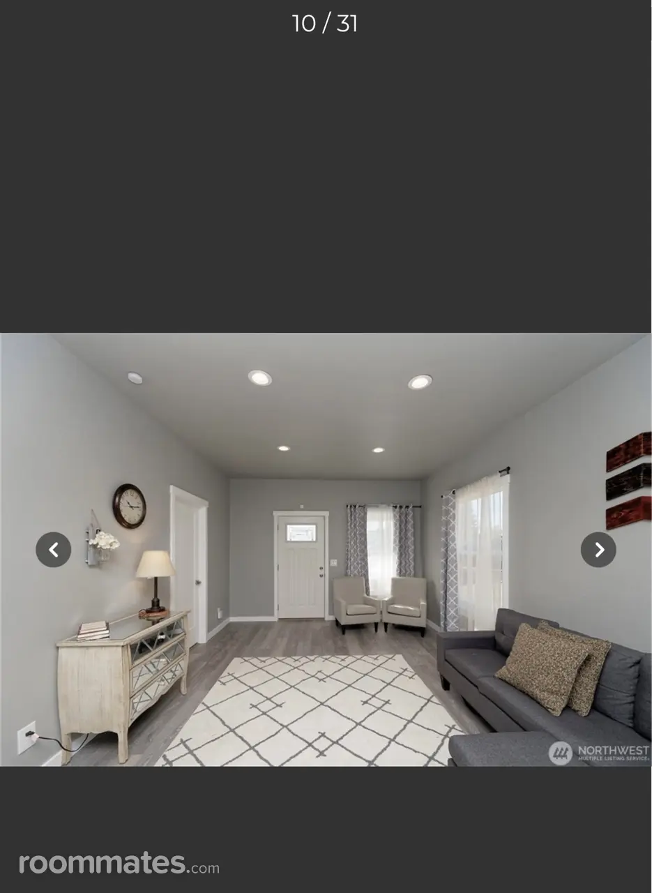 Profile photo 4 of 12