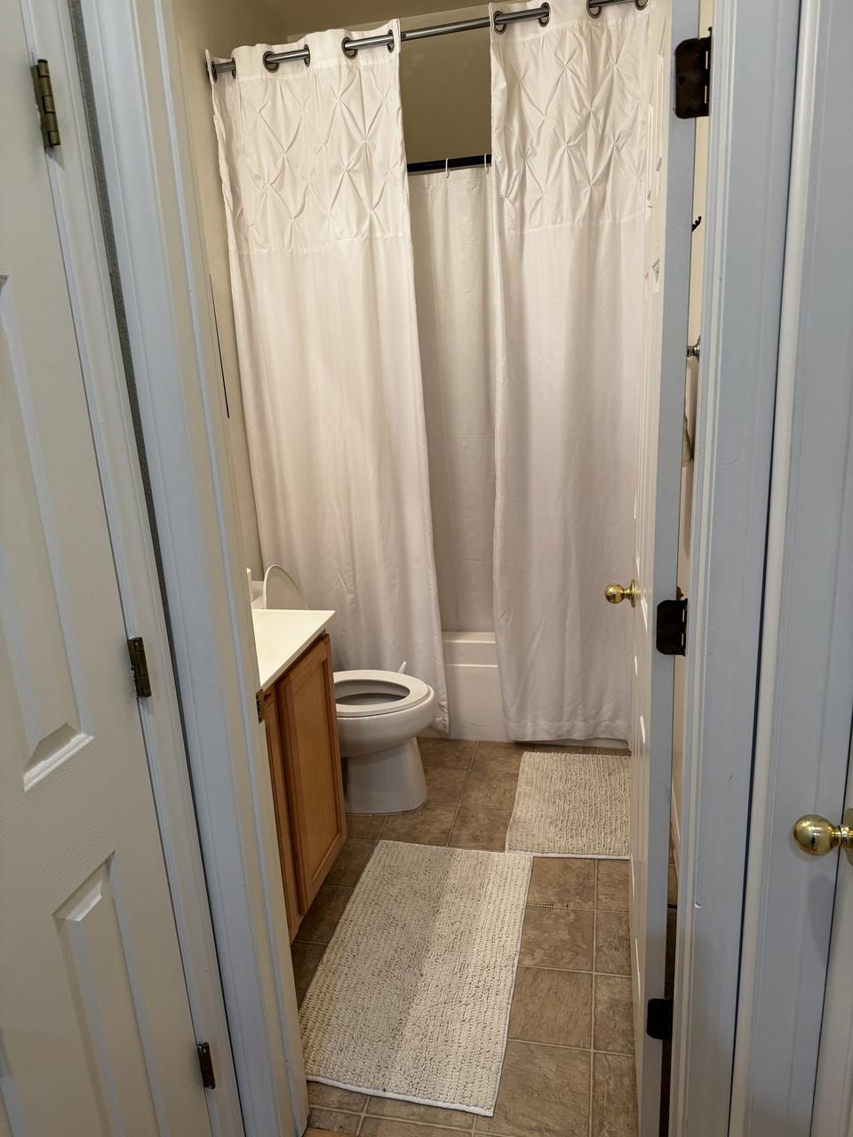 Profile photo 7 of 14