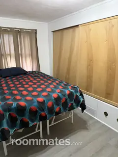 Room for rent in Rockford, IL $700, house