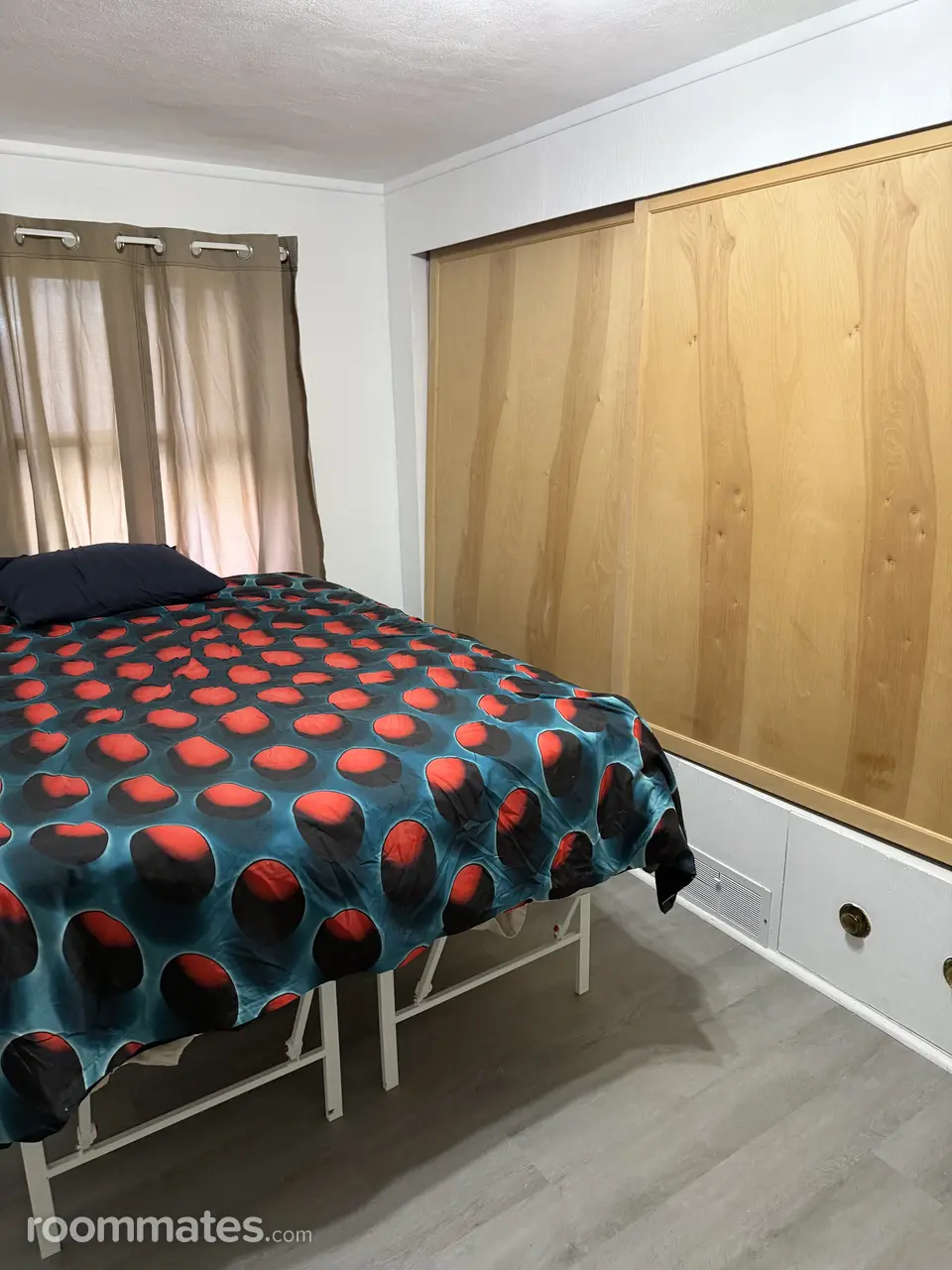 Profile photo 10 of 11