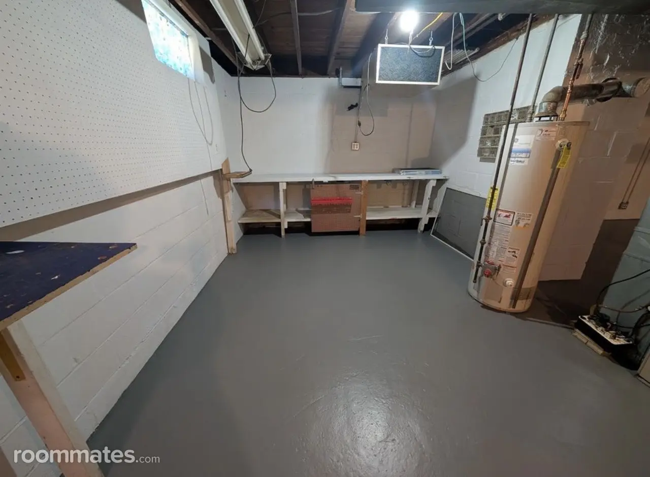 Profile photo 6 of 11