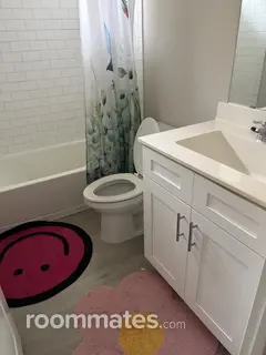 Room for rent in Haltom City, TX $700, house