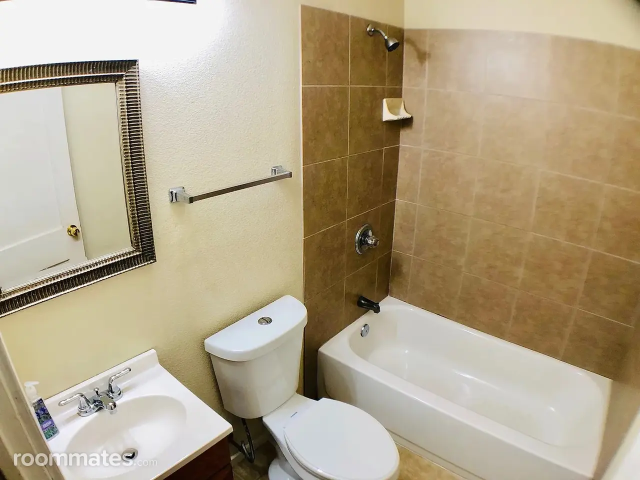 Profile photo 2 of 17