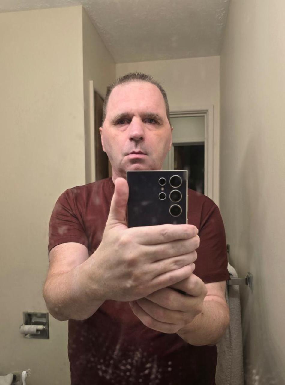 Profile photo 1 of 1