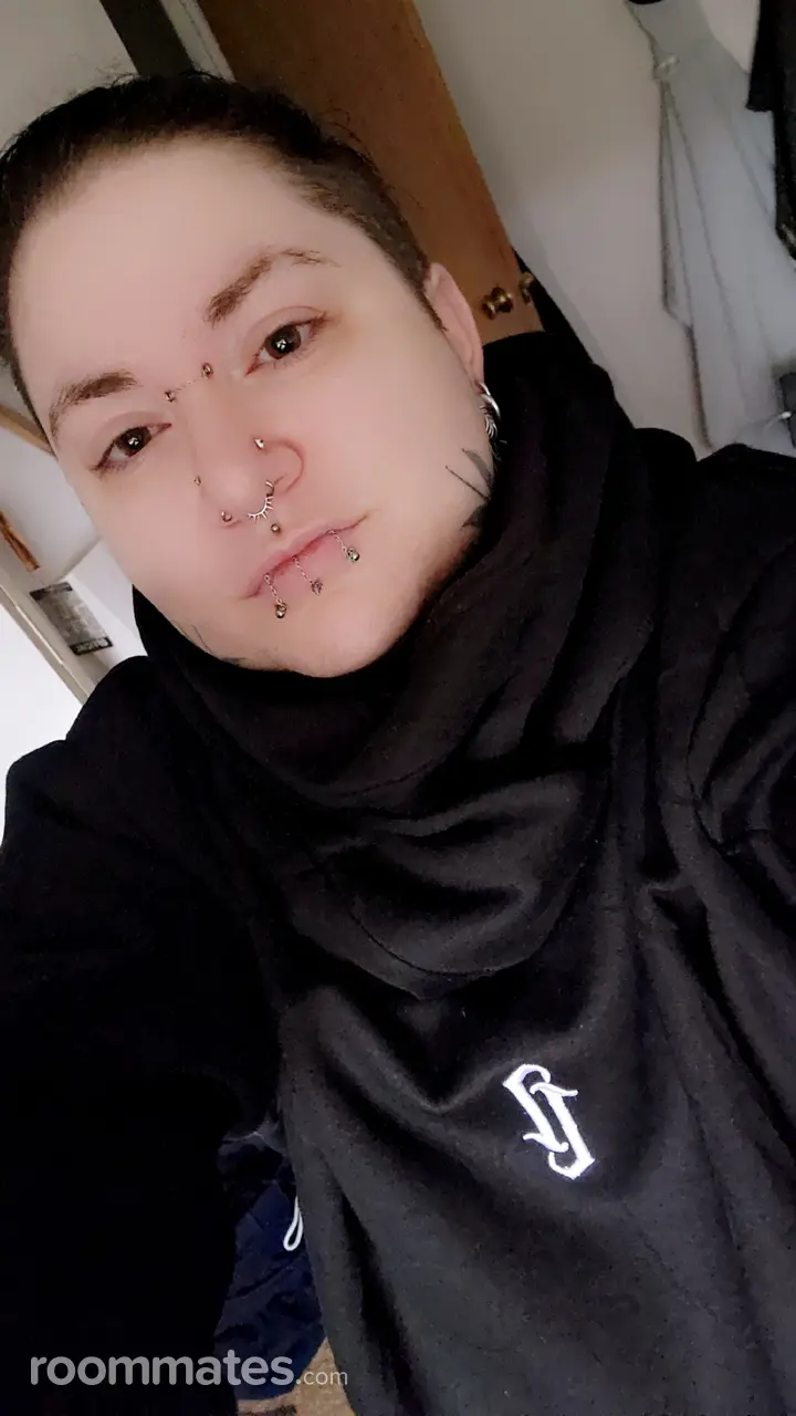 Profile photo 1 of 1